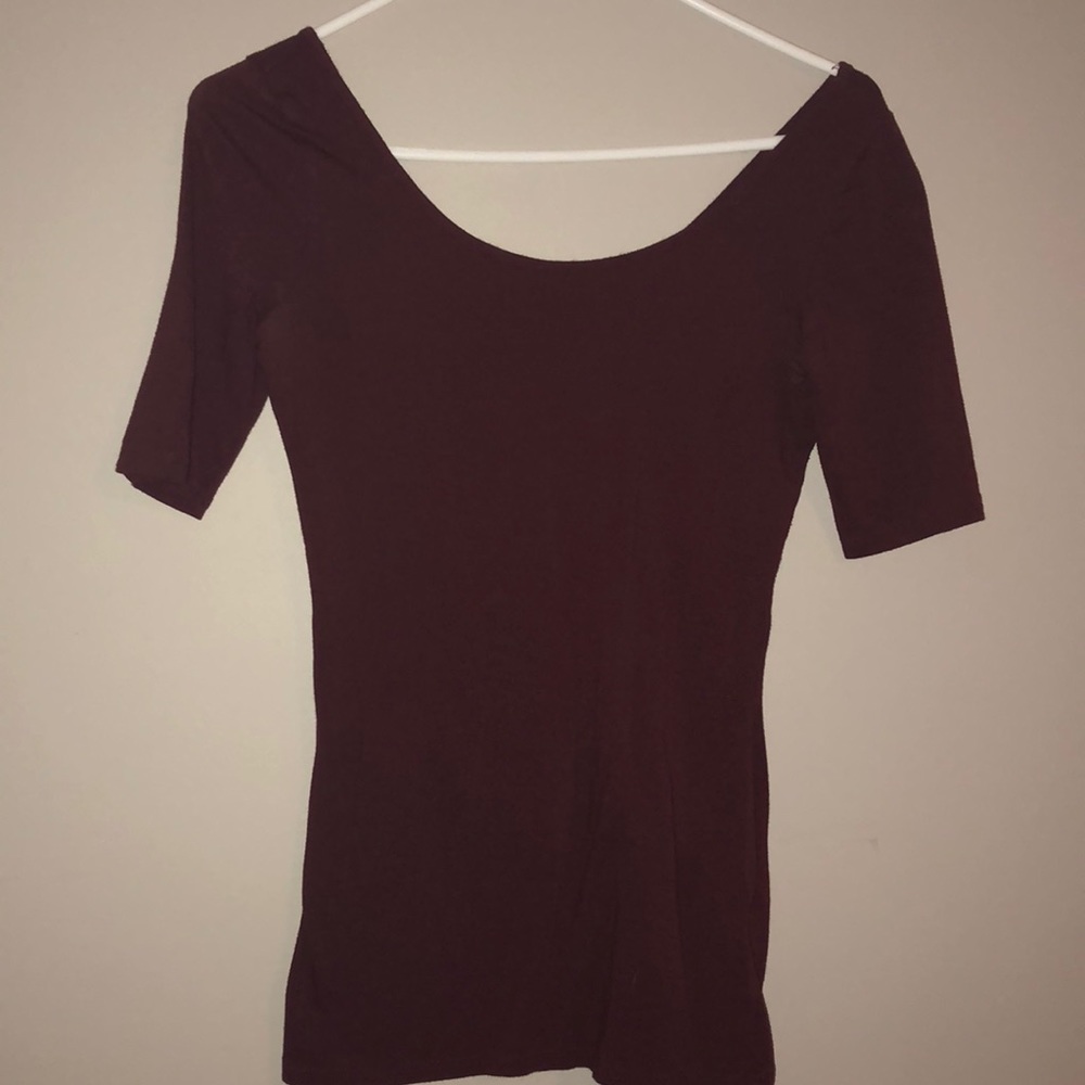 Plain burgundy top